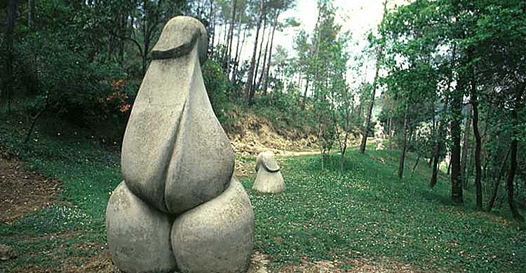 3. Sculptures Erotiques, Forêt de Can Ginebreda, Giron