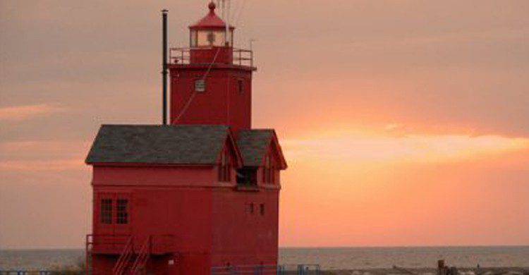 Phare de Holland Harbor Canada