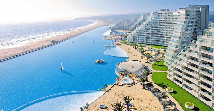 Piscine de Santiago - Google