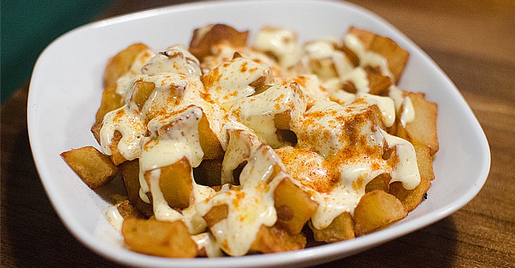 6. Les patatas bravas - Espagne