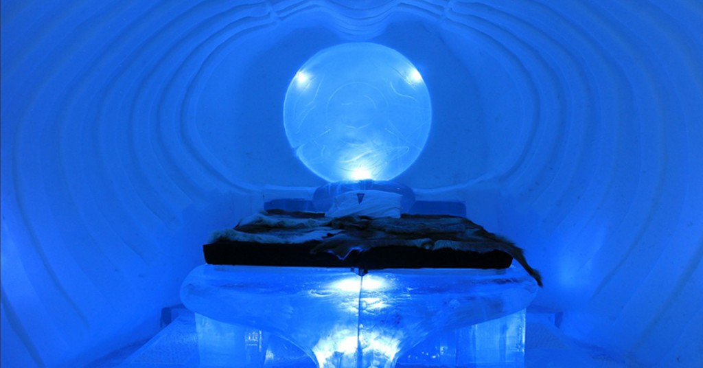 C'est en Suède que vous pourrez vous glisser sous la couette dans l'une des chambres "glacées" de cet autre hôtel de glace.