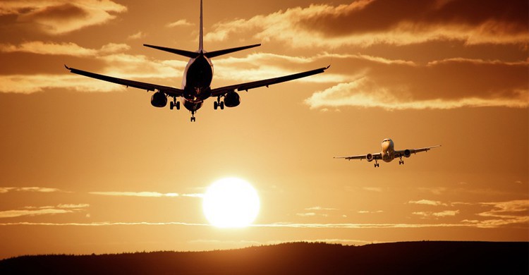 Avion en train d'atterrir (pixabay)