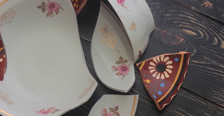 Vaisselle brisée - linternaute