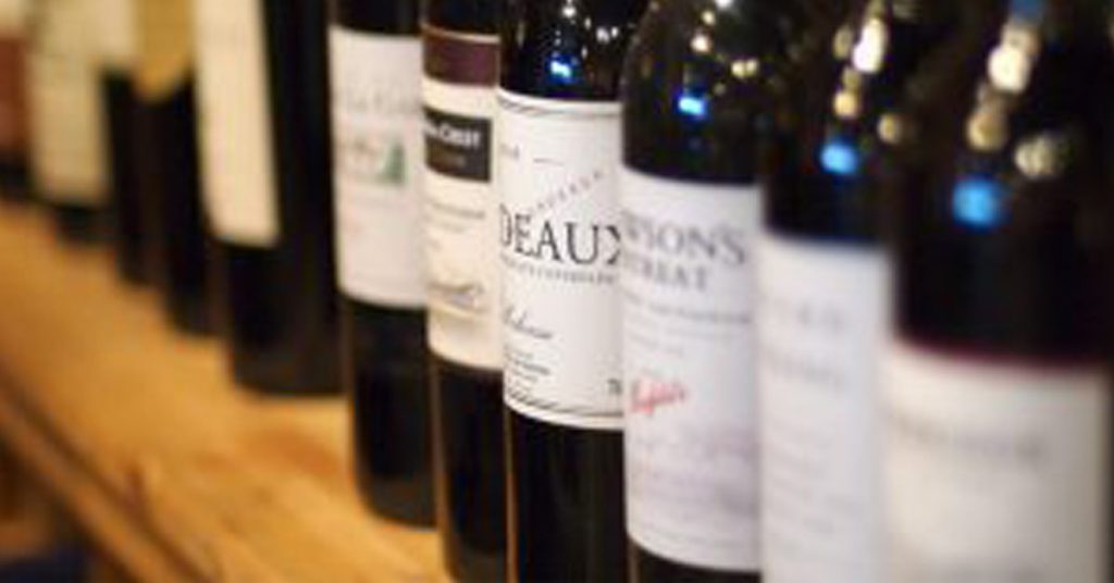 Sigue leyendo Les vins drôles de France
