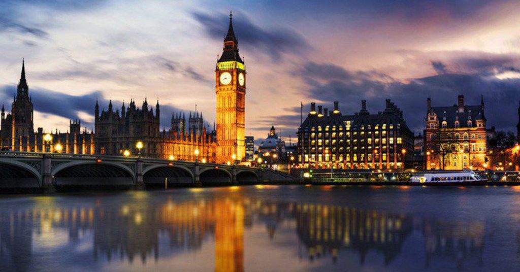8. A Londres