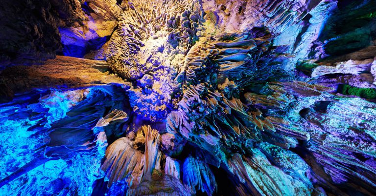 Grotte de Reed Flute - Chine