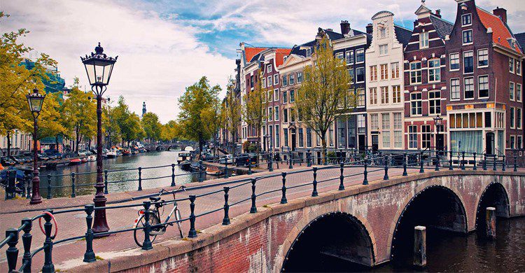 Hollande - conso-mag