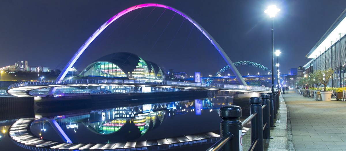 Gateshead Millenium Bridge - TraceyMedia