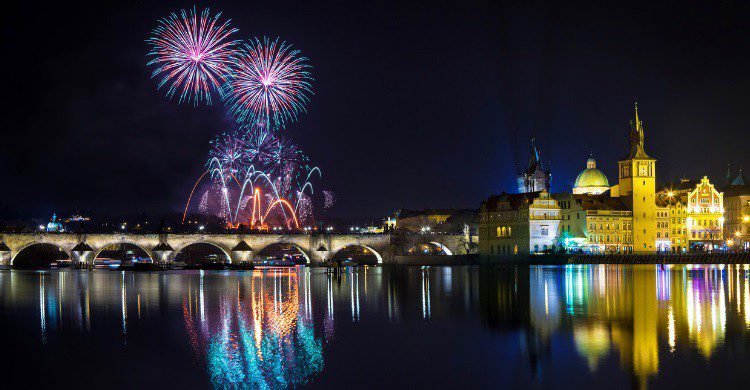 Feu d'artifice à Prague - gornostaj