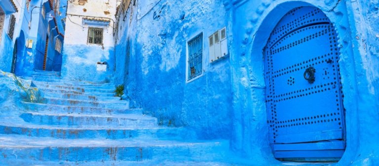 Les murs bleus de Chefchaouen, Maroc