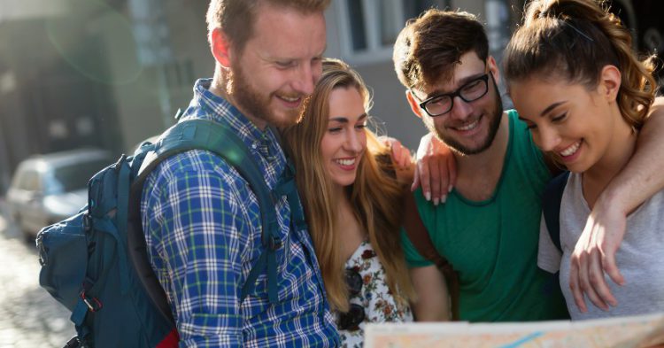 Les 9 commandements pour partir entre amis sans s’entretuer