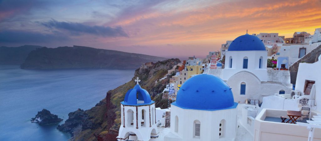 6. Santorin, Grèce