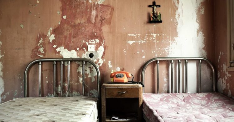 Sigue leyendo Les hôtels hantés pour passer une nuit à frissonner