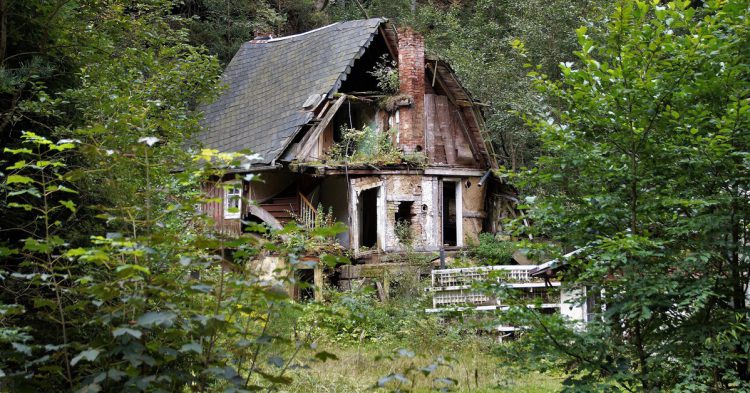 Maison abandonnée (Pixabay)