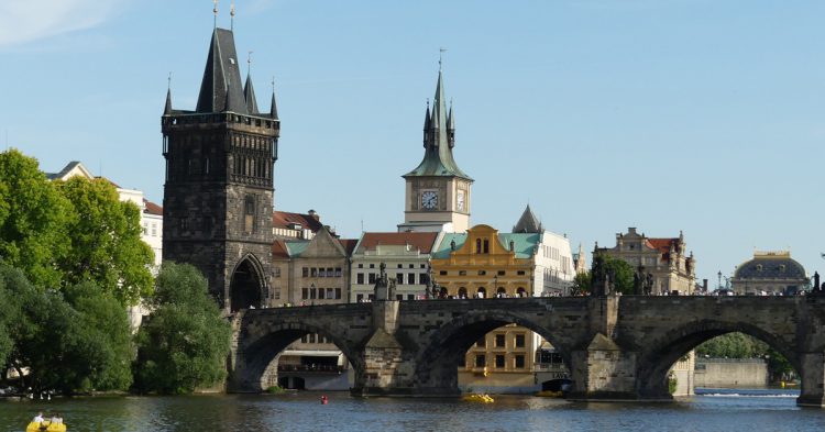 Le pont charles, Prague (Marie Thérèse Hébert & Jean Robert Thibault - Flickr)