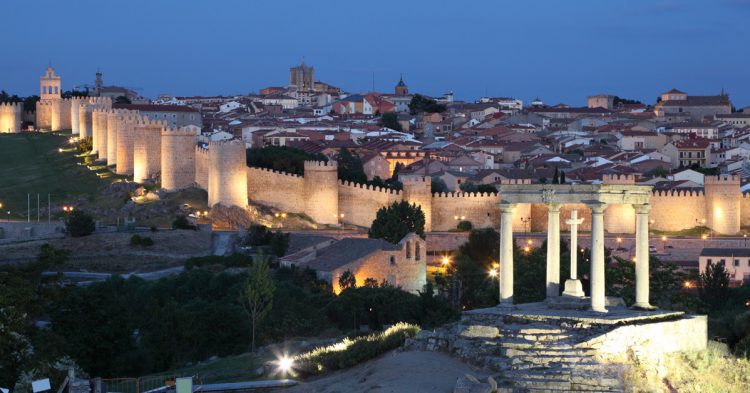 Sigue leyendo Les 9 plus belles murailles du monde qu&rsquo;on rêve de visiter !