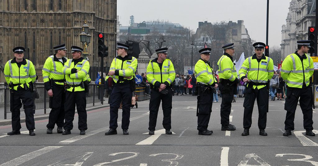 4. En Angleterre