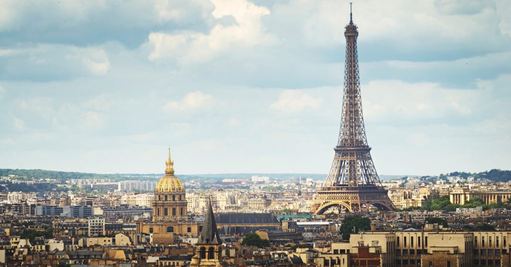 10. La tour Eiffel, à Paris en France