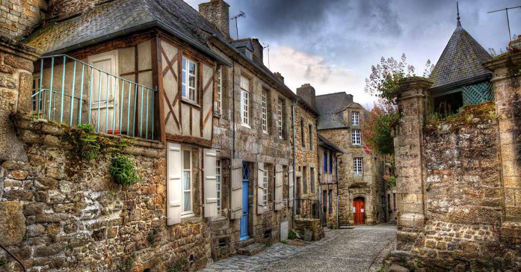 5. Moncontour