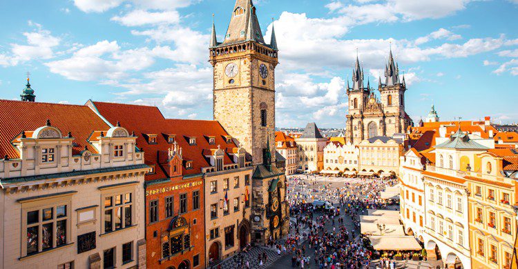 Prague (Istock)