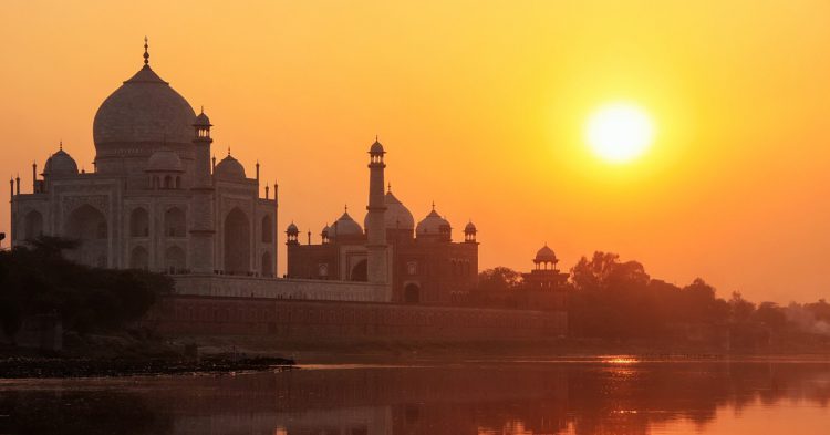 Couche du Soleil au Tah Mahal, Inde (Istock)