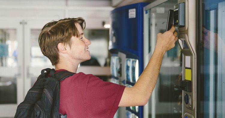 Sigue leyendo Les distributeurs automatiques insolites à travers le monde