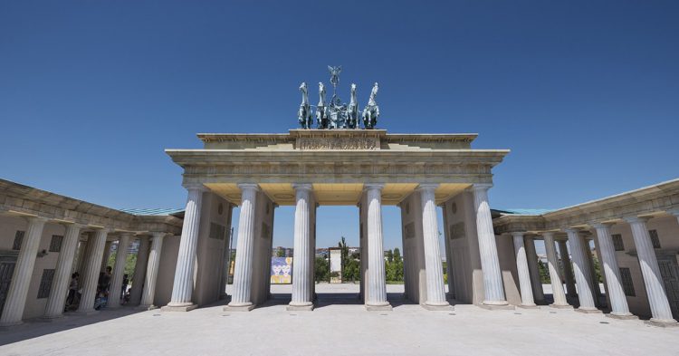 Visitez tous les monuments d&rsquo;Europe en moins d&rsquo;1 heure !