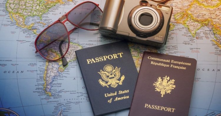 Comment voyager presque sans un rond ?