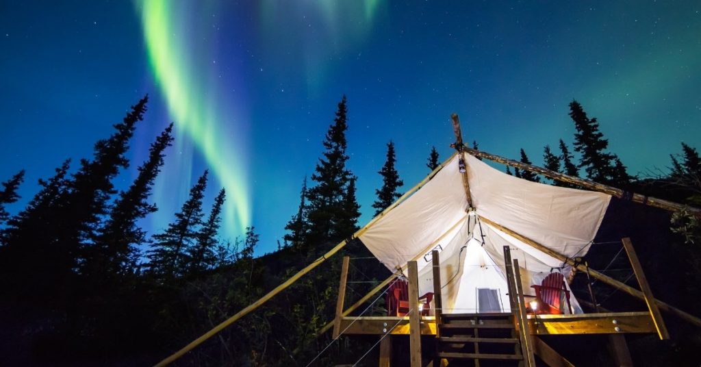 Sigue leyendo Le Glamping : luxe et nature pour camper comme un roi !